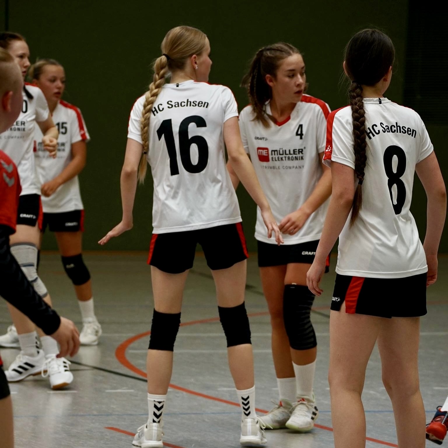 92FD7C57-DB0C-4598-A752-9F81895789E0_1_201_a