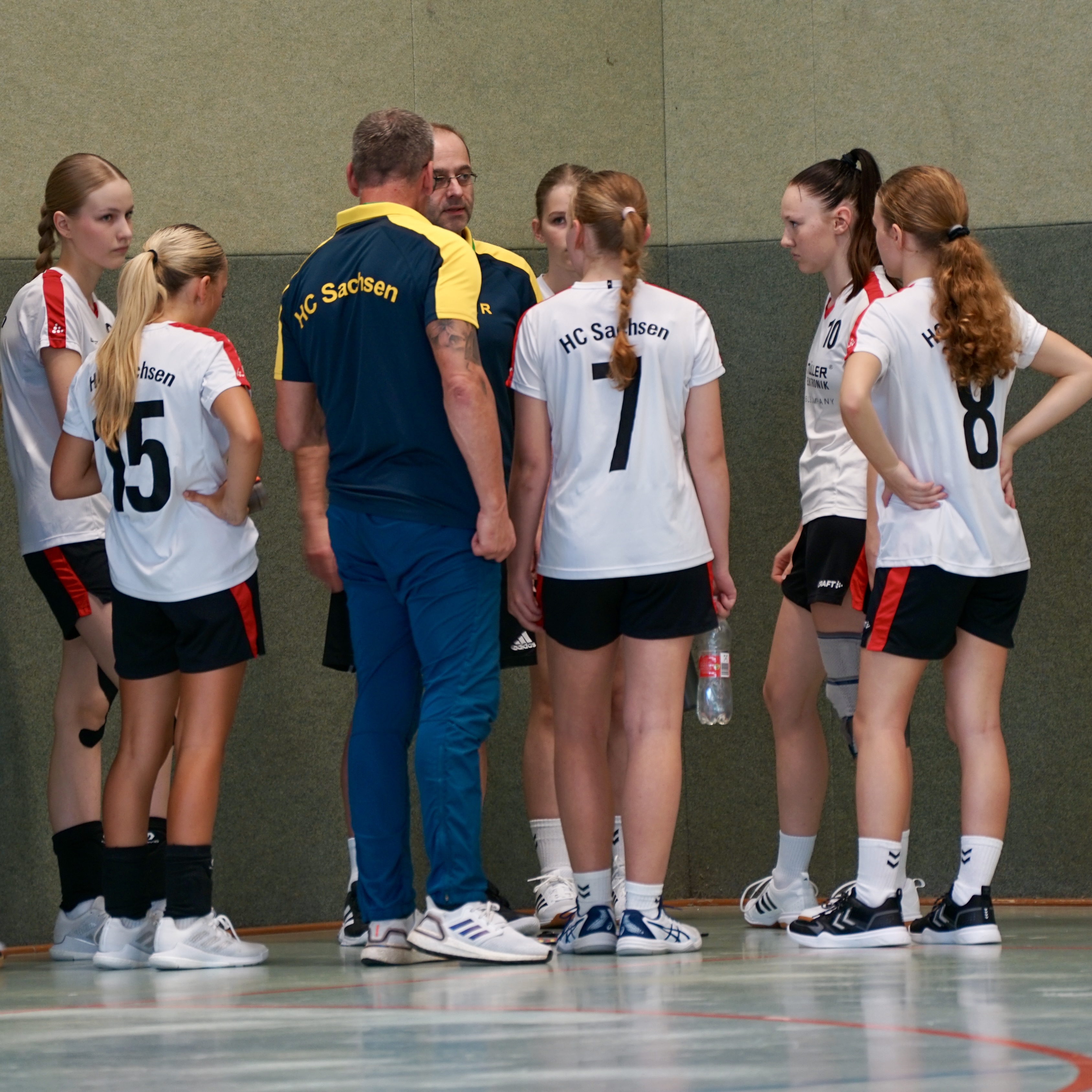 DA235DBB-81AE-4F16-9FFF-3A85F18FF9F5_1_201_a