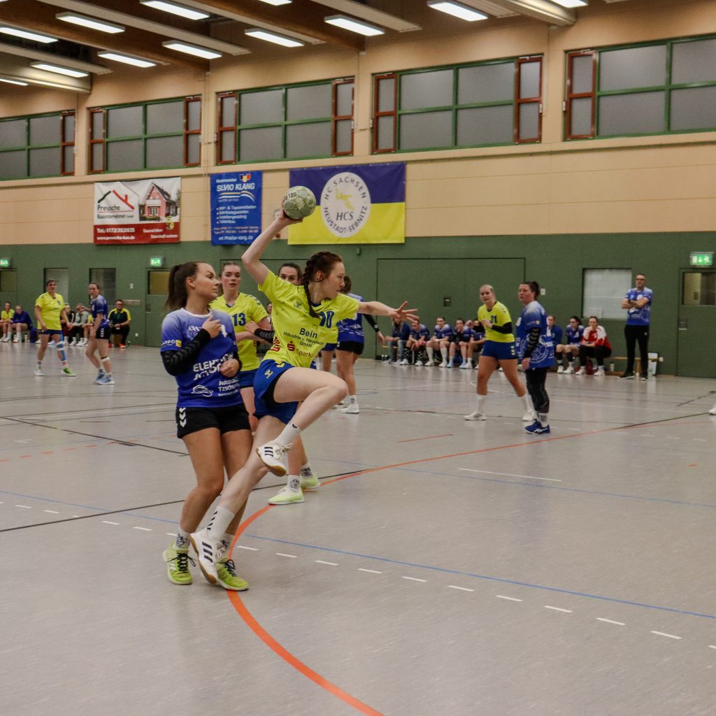 Frauen gg. Bernstadt-02