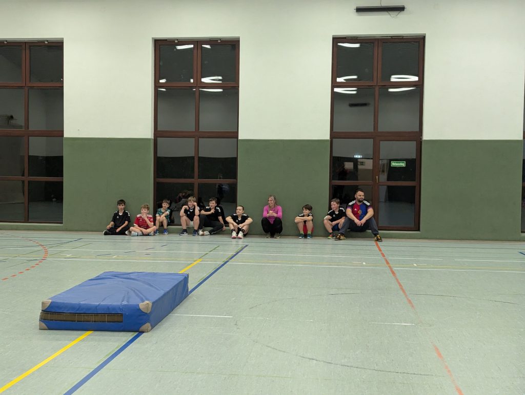 PXL_20251217_172358195.RAW-01.COVER